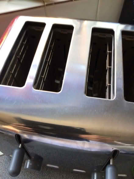Photo of free Red 4slice toaster (Wellington TA219AR) #2