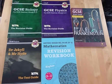 Photo of free GCSE students books (Greenford Broadway, UB6) #1