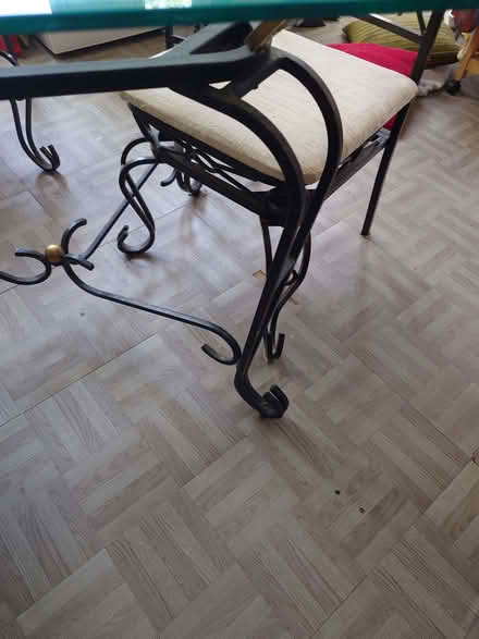 Photo of free Table and 6chairs (West Croydon CR0) #2