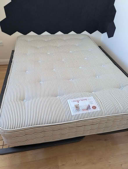 Photo of free Double Mattress - Sweet Dreams Pocket Deluxe 2000 (Balham SW12) #2