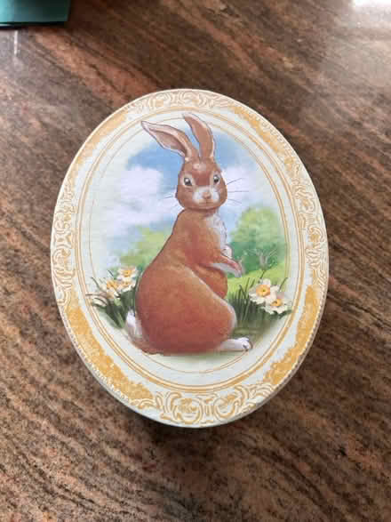 Photo of free Easter Basket/Gift Box (Capitol Hill NE (20002)) #1