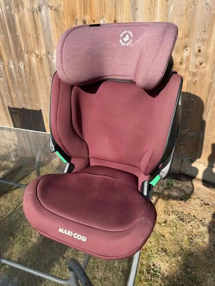 Photo of free Max Cosi car seat for 3.5 - 12 years (Purton SN5) #1