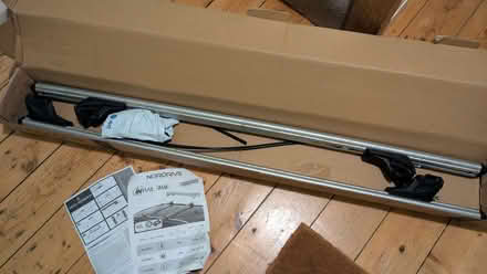 Photo of free Large Car Roof Bars (Low Leighton SK22) #2