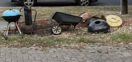 Photo of free Old BBQ and bits (South Croydon CR2) #1