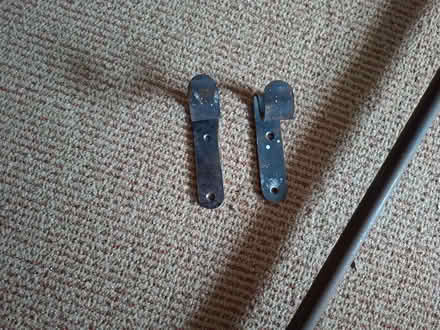 Photo of free Heavy metal curtain pole eith screw in ball ends (Morland CA10) #2