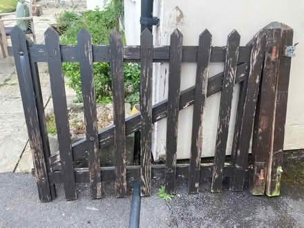 Photo of free Wooden Gate (Chapel Lawn SY7) #4