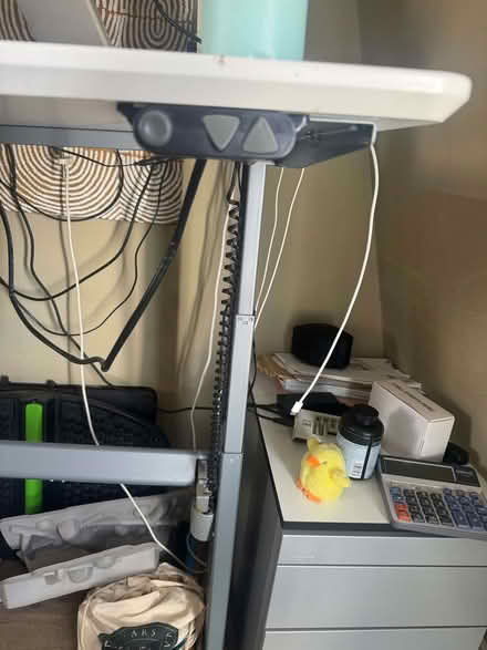 Photo of free Standing desk, electronic operation (Battersea SW11) #3