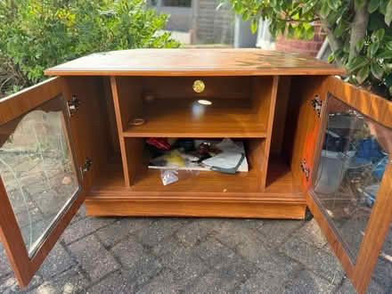 Photo of free Tv unit (Isleworth, TW7) #2
