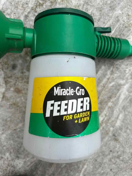 Photo of free Miraclegro lawn feeder and plant clips (Stobhill NE61) #1