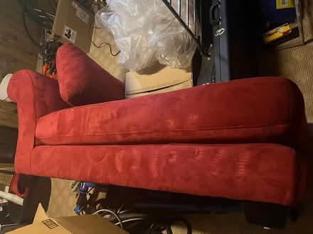 Photo of free Red microfiber chaise longue (Anacostia/Fairlawn) #1