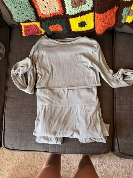 Photo of free woman’s clothing (frederick) #4