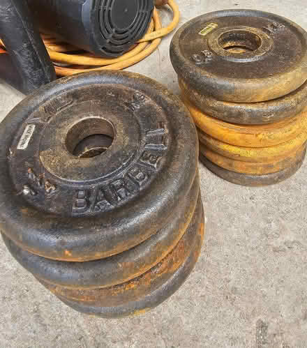 Photo of free Metal weights (Burton-upon-Trent DE14) #1