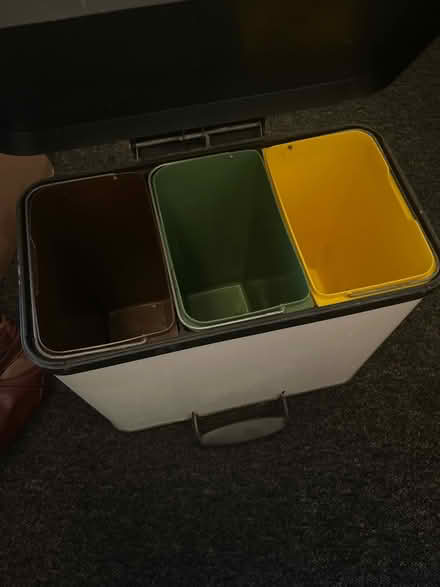 Photo of free Recycling bin (Bromley North BR1) #2