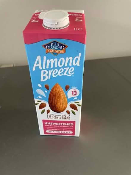 Photo of free almond milk (Lee Chapel SS16) #1
