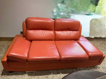 Photo of free Leather sofa set and velvet sofa (Woodlands Park KT22) #3