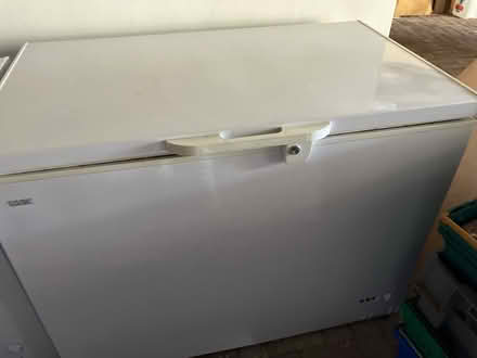 Photo of free Chest freezer logik brand working (Penrith CA11) #1