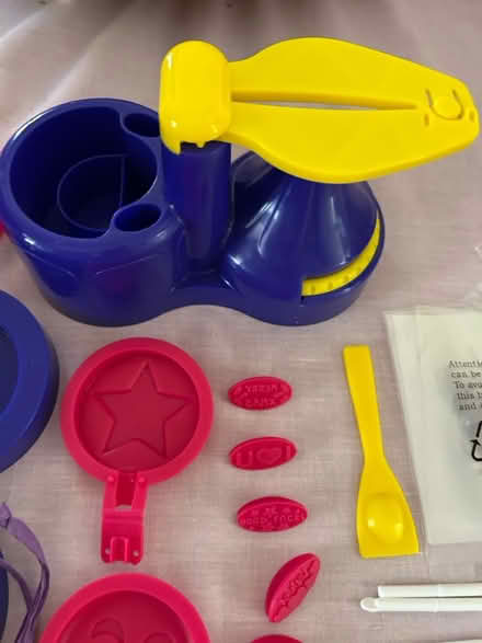 Photo of free Chocolate lolly maker (ME15) #4