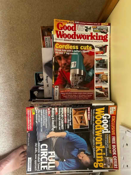 Photo of free USA Woodworking Magazines & Books, Too Good to Dump (Great Shefford RG17) #4