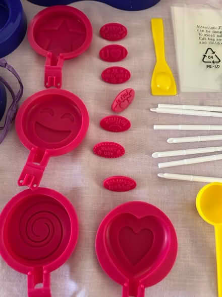 Photo of free Chocolate lolly maker (ME15) #2