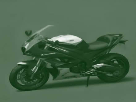 Photo of Yamaha r1 (leagrave LU3) #1