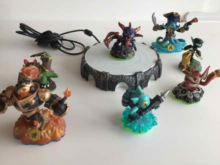 Photo of free PlayStation figures (Hastings TN34) #2