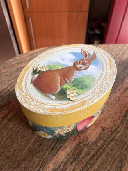 Photo of free Easter Basket/Gift Box (Capitol Hill NE (20002)) #2