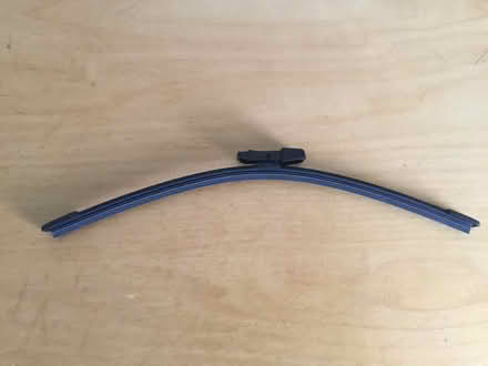 Photo of free Rear wiper blade - VW/Audi/Seat/Skoda (Berkhamsted HP4) #4