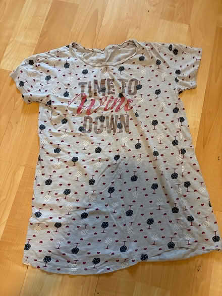 Photo of free Pyjama T-shirt Small-Medium (L5L 5P5) #1