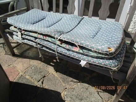 Photo of free 4 Reclining chair pads (Purley CR8) #3
