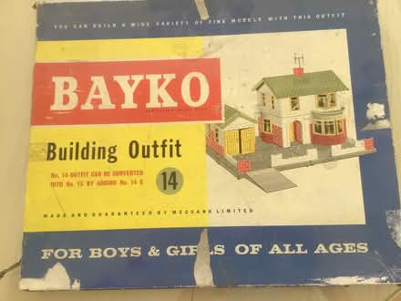 Photo of free Bayko Building Outfit (West Common AL5) #1