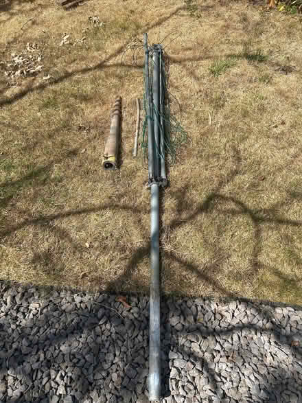 Photo of free washing line rotary (Rushwick WR2) #1