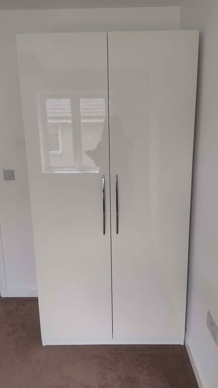 Photo of free Wardrobe and/or chest of drawers (Anerley SE20) #2