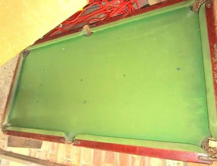 Photo of free snooker table + balls + 2 cues (Monkwick CO2) #1