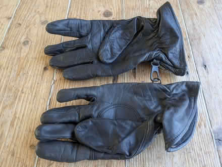 Photo of free Pair of Granby Motorcycling Gloves, small (Chipping Sodbury BS37) #2
