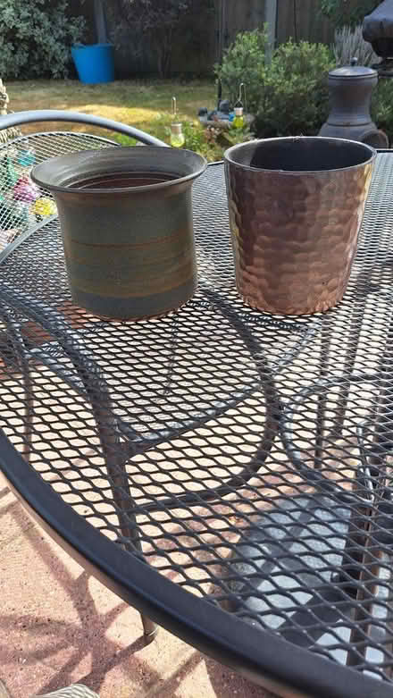 Photo of free X2 ceramic planters (Littlehaven) #1