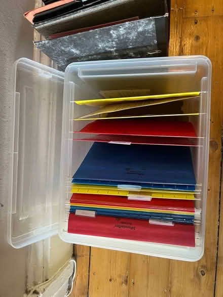 Photo of free Small filing box and various empty files and folders (Bellevue EH7) #2