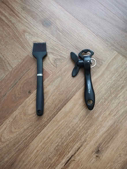 Photo of free Tin opener / silicon brush (Abingdon OX14) #1