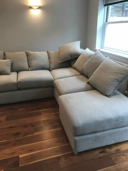 Photo of free A L-Shaped Sofa (Osidge N14) #1