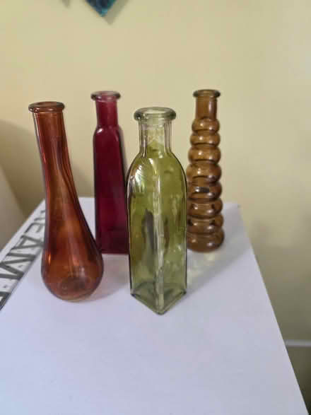 Photo of free glass bud vases (South Ozone Park) #2