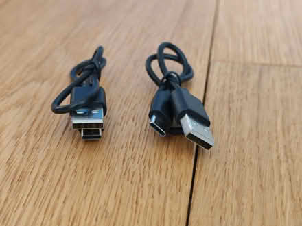 Photo of free 2x USB C cables (Wellesbourne, CV35) #1