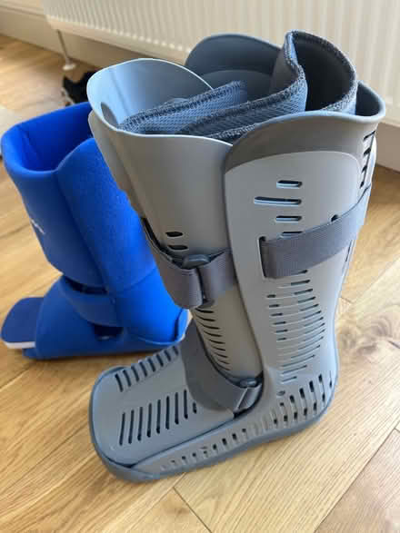 Photo of free Orthopaedic boot and Dorsi wedge (Harborne B17) #2