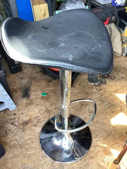 Photo of free Rise and fall stool (Long Hanborough OX29) #1