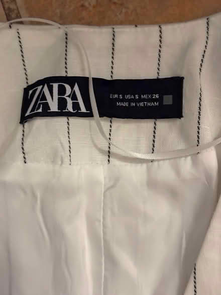Photo of free Zara pin striped top Small vest (L5L 5P5) #2