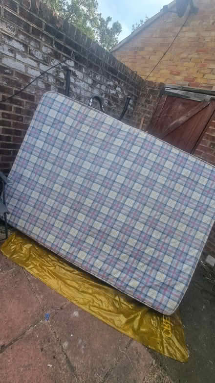 Photo of free Double matress (Greenford UB6) #1