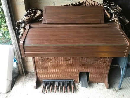 Photo of free Electric Hammond organ (Horsford NR10) #1