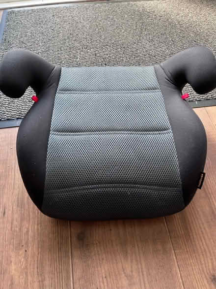 Photo of free Halfords child’s car booster seat (Glasgow G44 Cathcart) #2
