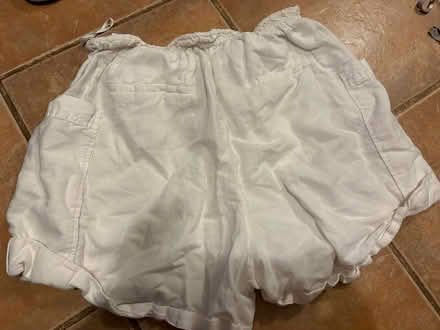 Photo of free Zara white cotton shorts Medium (L5L 5P5) #4
