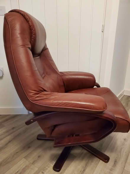 Photo of free Leather chair (Cheddon Fitzpaine TA2) #3