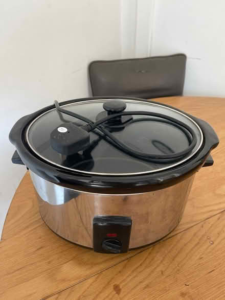 Photo of free Large Slow cooker (L14 Dovecot) #1