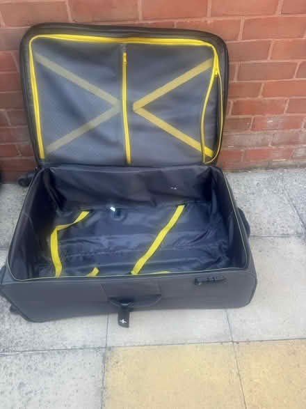 Photo of free Light weight luggage (East dulwich SE22) #1